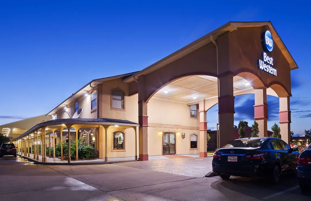 Best Western Angleton Inn-1