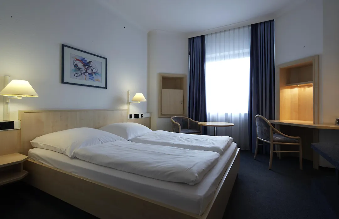 Intercityhotel Ulm-1