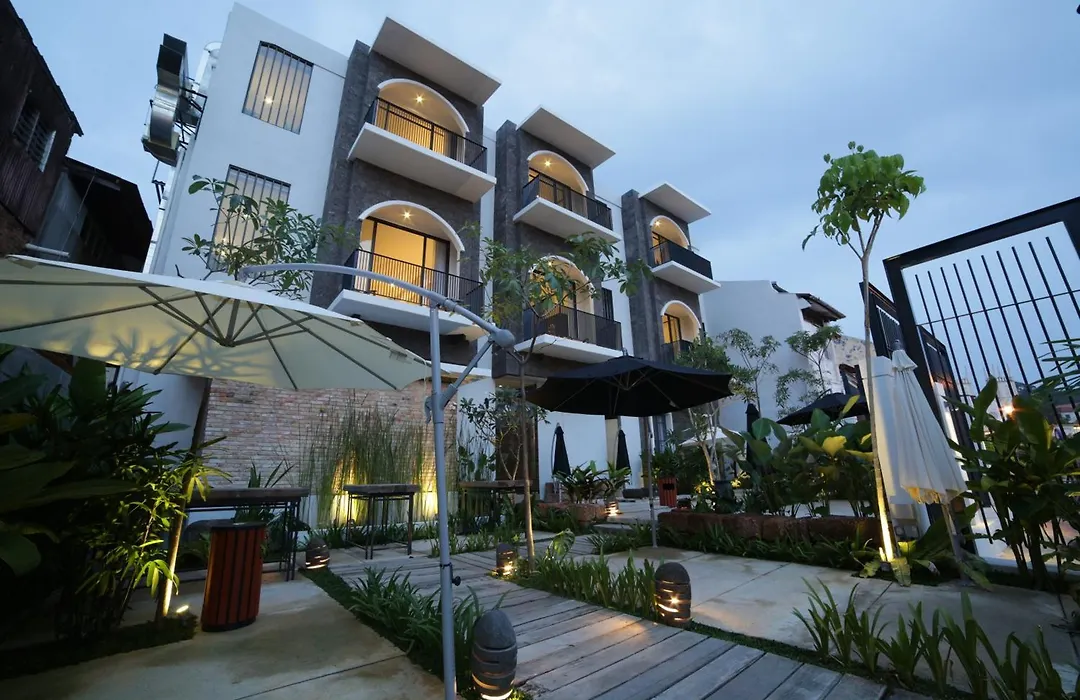 1825 Gallery Hotel-1