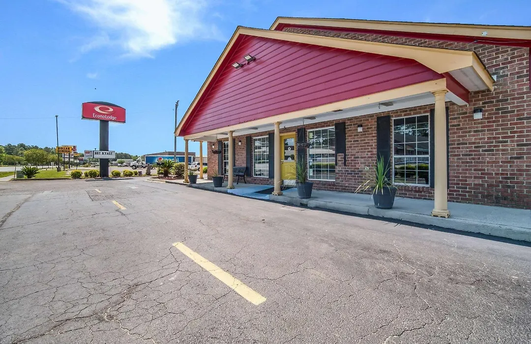 Econo Lodge Santee-1