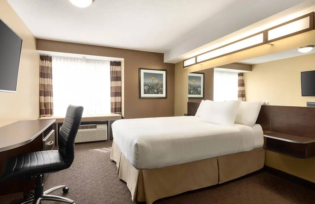 Microtel Inn & Suites By Wyndham Estevan-1