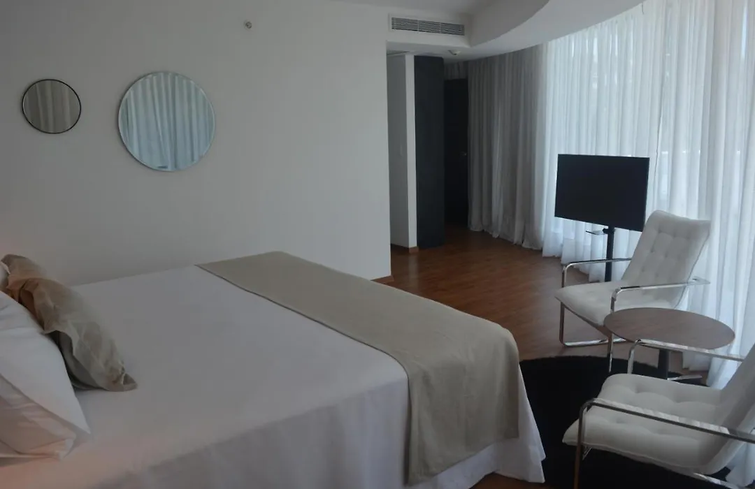 Don Hotel-1