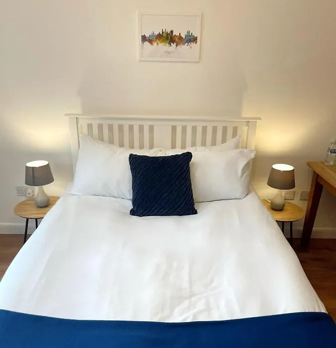 Cambridge Studios And Suites By Tas Accommodations-1
