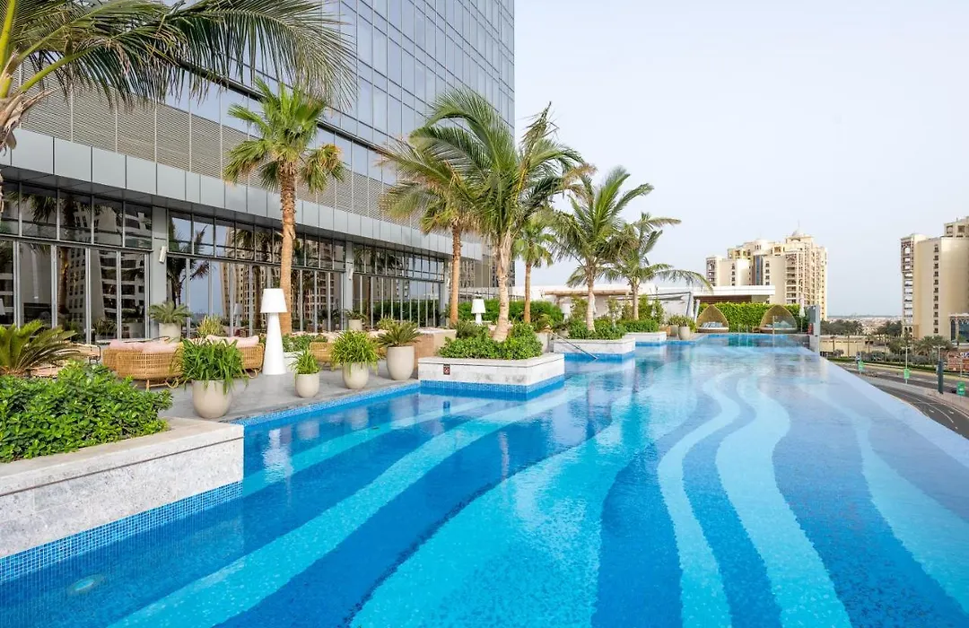 Ultra Luxury Palm Tower With Shared Hotel Facilities-1