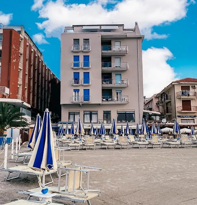 Hotel Maremola-1