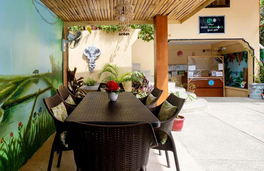 White Shamrock Beach Hotel-1
