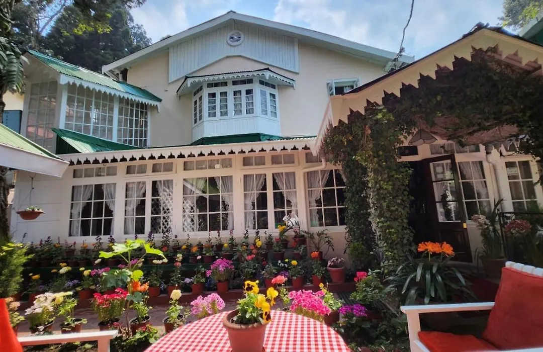 Ivanhoe Hotel-1