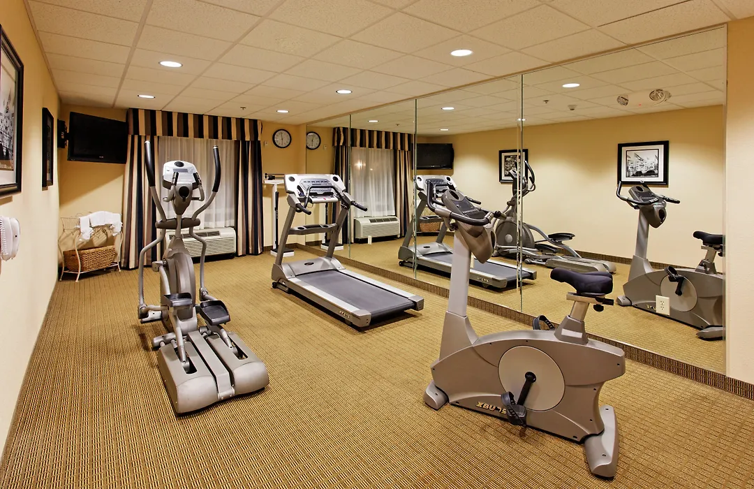 Holiday Inn Express Hotel & Suites Talladega By Ihg-1
