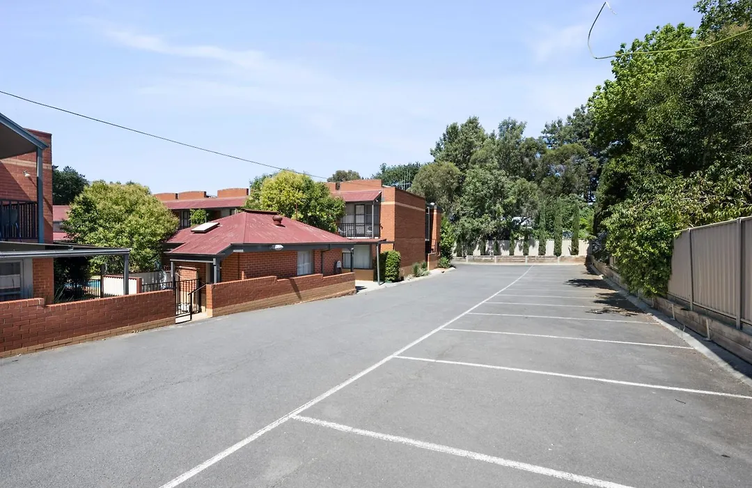 National Hotel Complex Bendigo-1