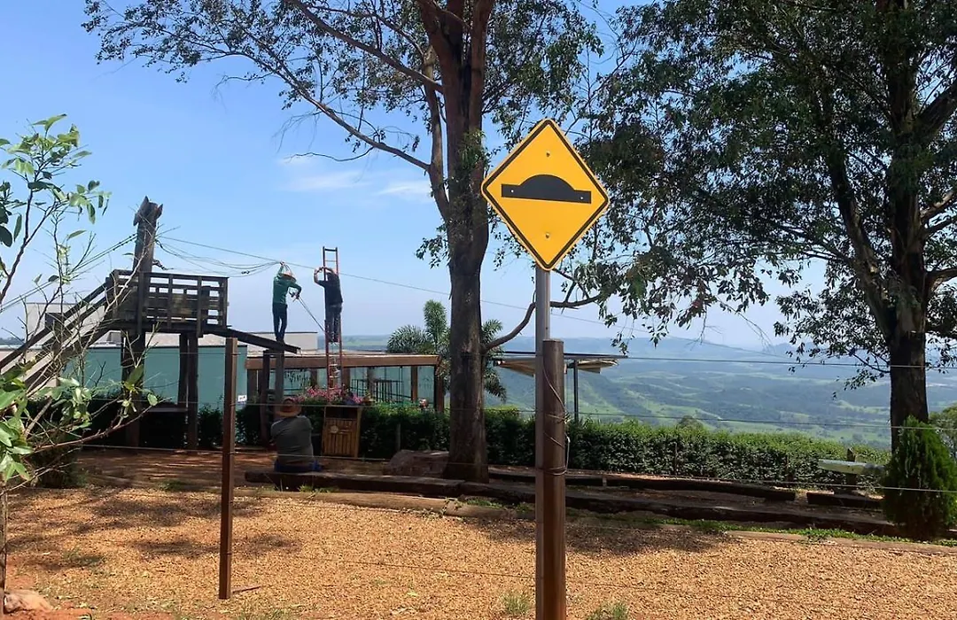Casa de Campo Pardinho Eco Ninho Verde 2-1