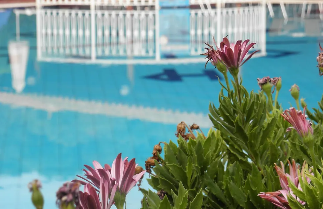 Hotel Petros-1