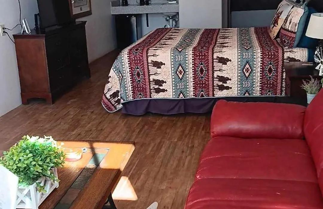 Katie'S Cozy Suites-1