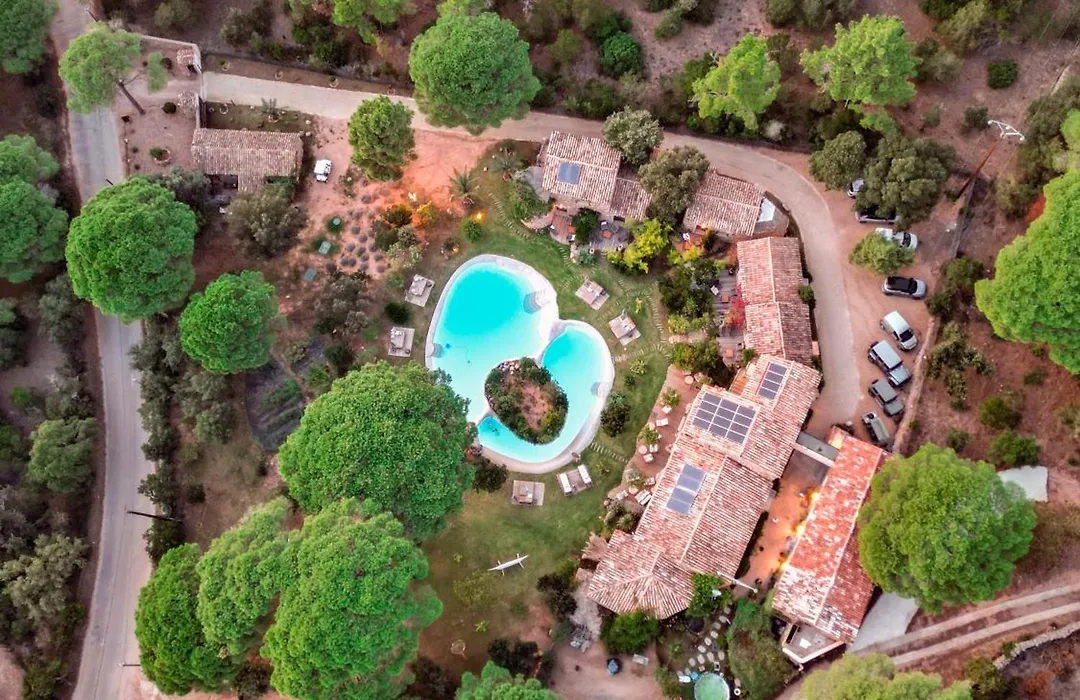 Hôtel Ambassador Palombaggia-1