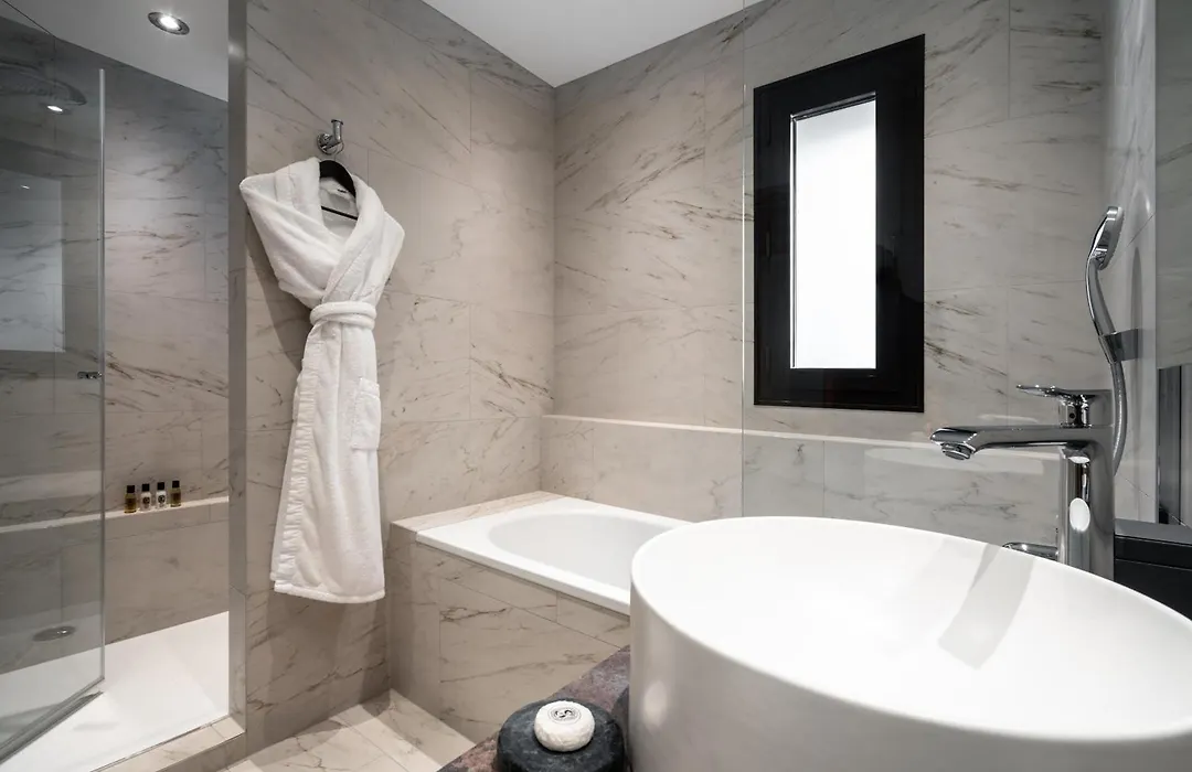 Hotel La Sivoliere-1