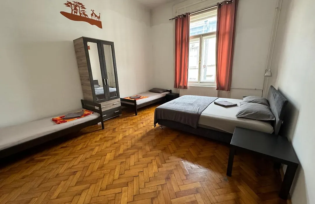 Boomerang Hostel-1