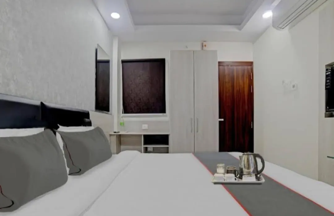 Hotel Lotus-1