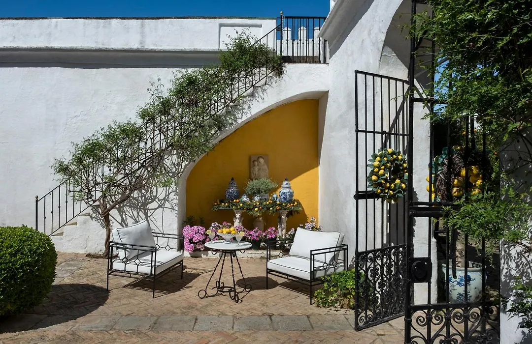 Hotel Cortijo Torre De La Reina-1