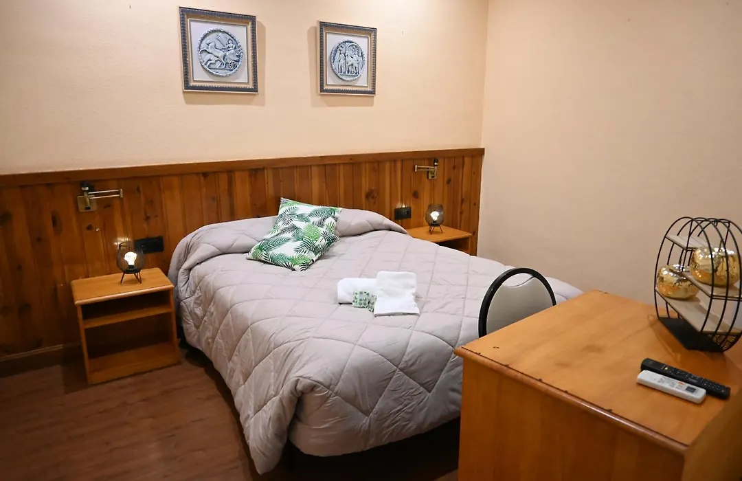 Hotel del Sol-1