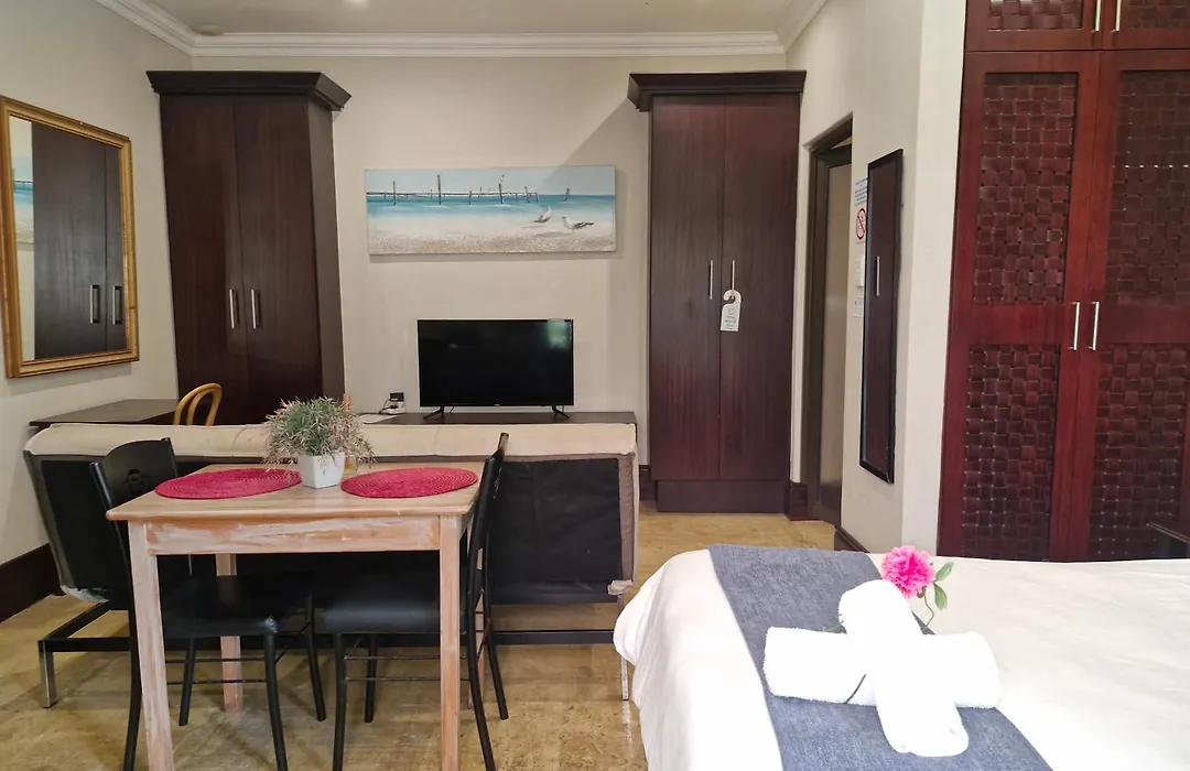 Casa Ridge Self-Catering-1