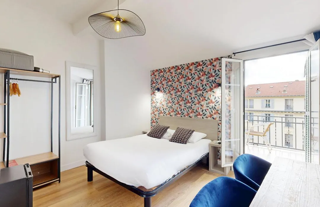 Hotel Solara-1