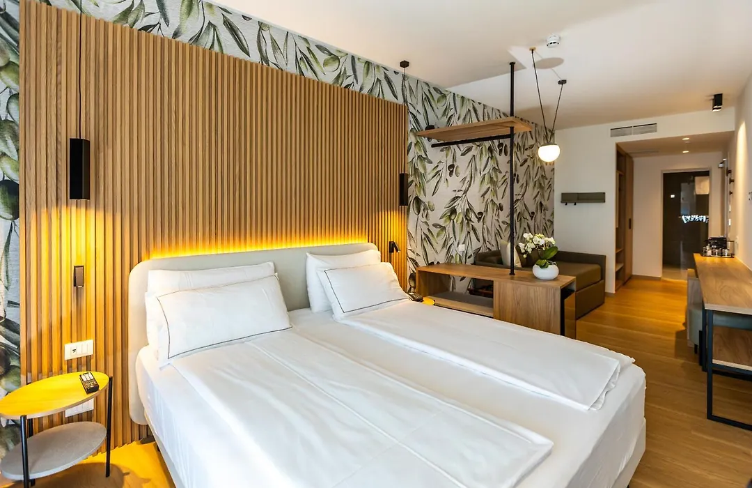 Hotel Europa-1