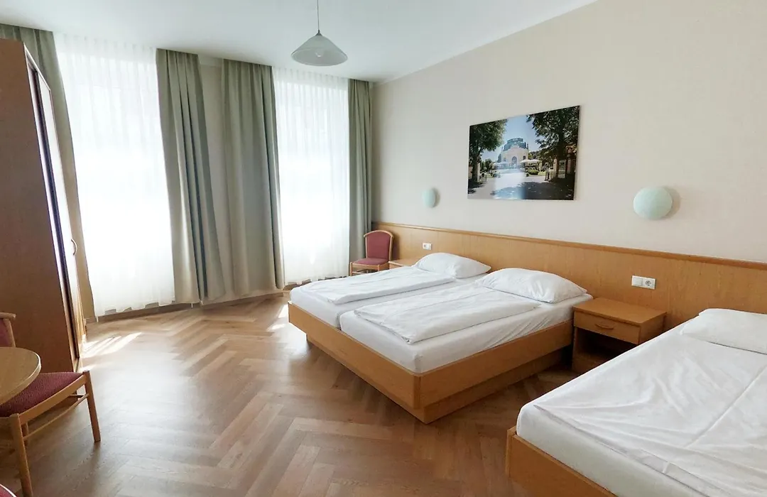 Hotel-Pension Fuenfhaus-1