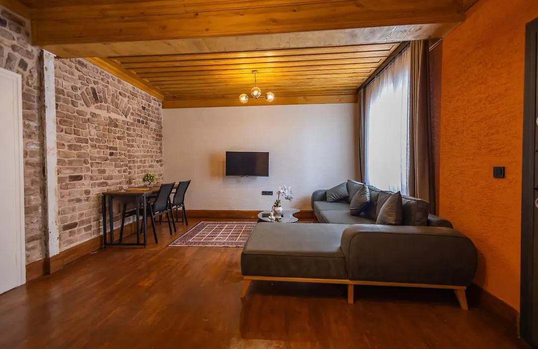 Fragments Hotel-1
