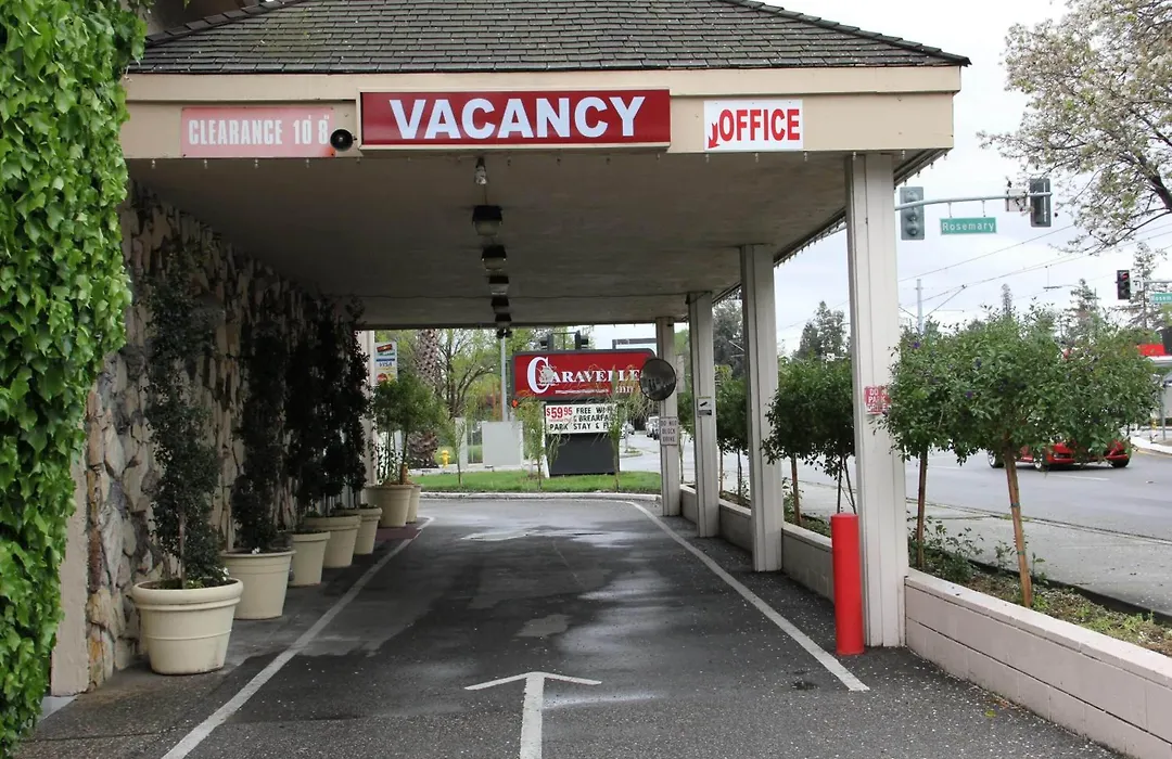 Caravelle Inn Extended Stay-1