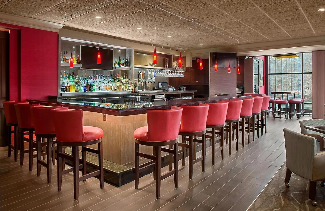 Sheraton Suites Akron Cuyahoga Falls-1