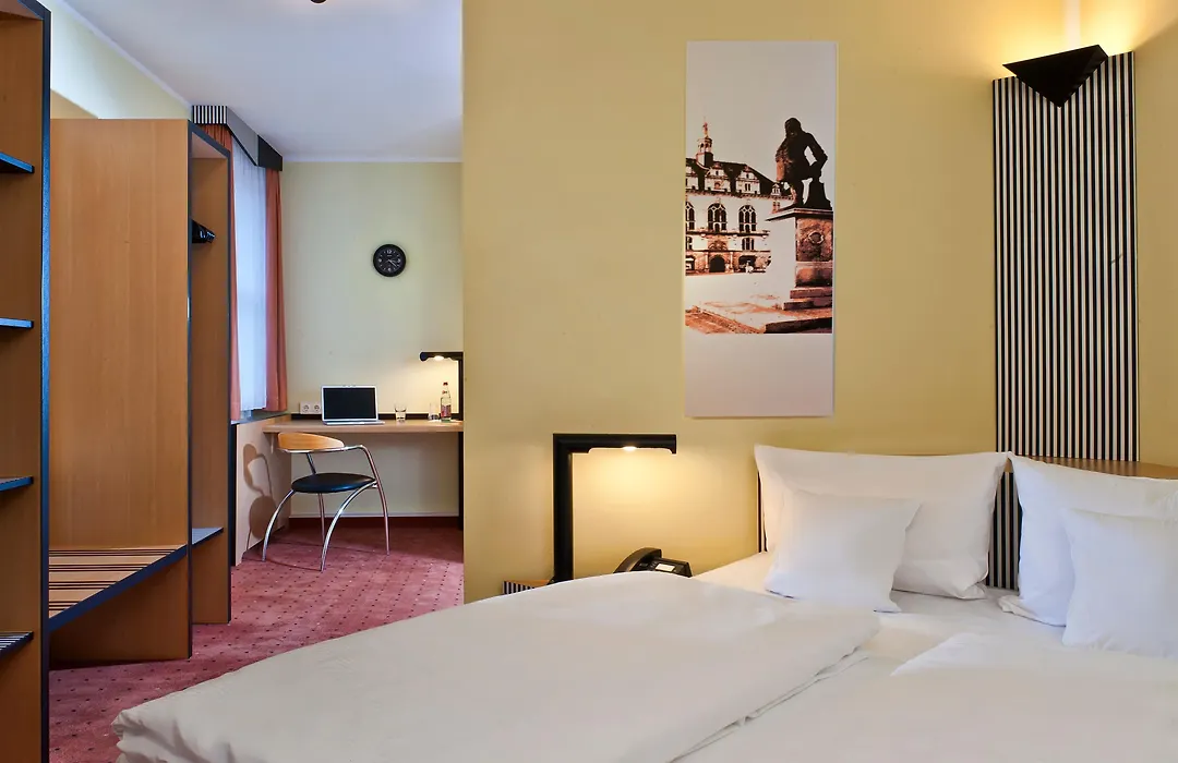 Tryp By Wyndham Halle-1