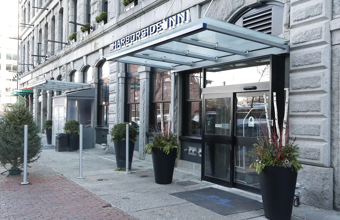 Harborside Inn-1
