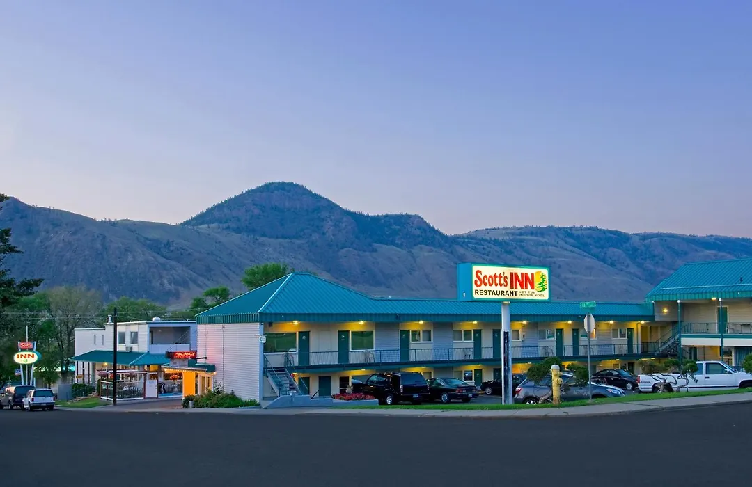 Scott'S Inn & Suites-1