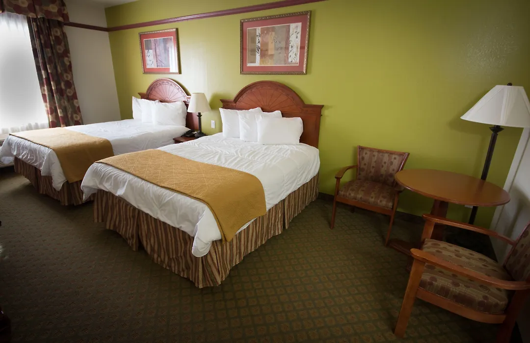 Budget Host Inn And Suites Cameron-1