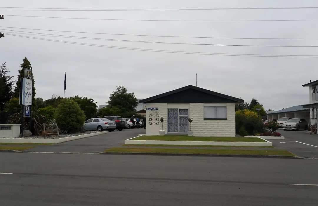 Aden Motel-1