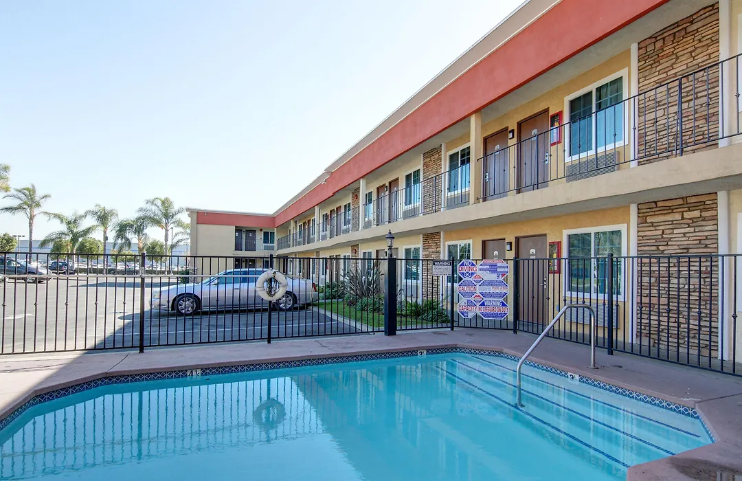 Ontario Inn & Suites-1