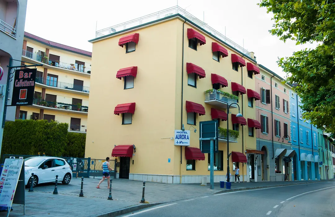 Hotel Aurora-1