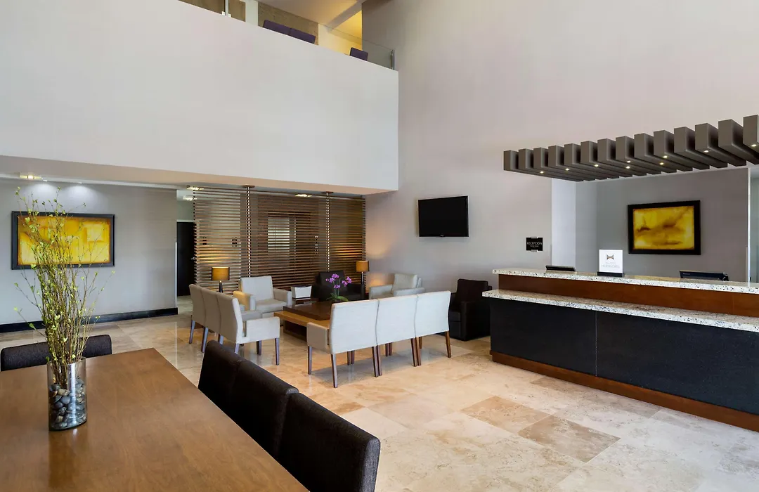 Doubletree By Hilton Queretaro-1