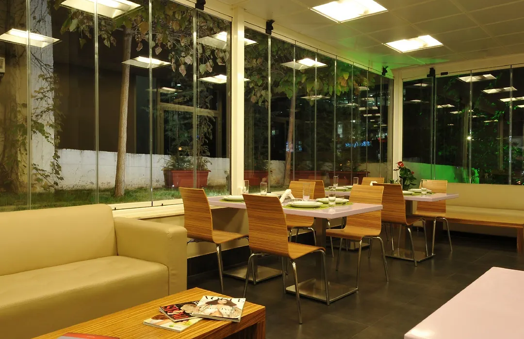 Suite Hotel Merlot - Beirut-1