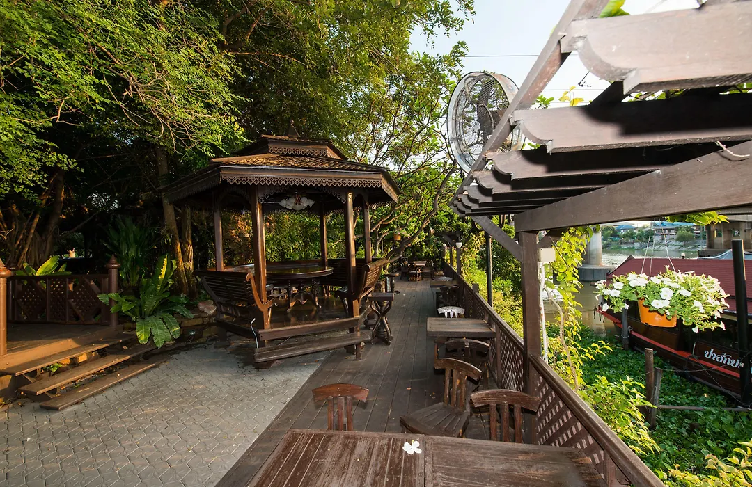 Krungsri River Hotel-1