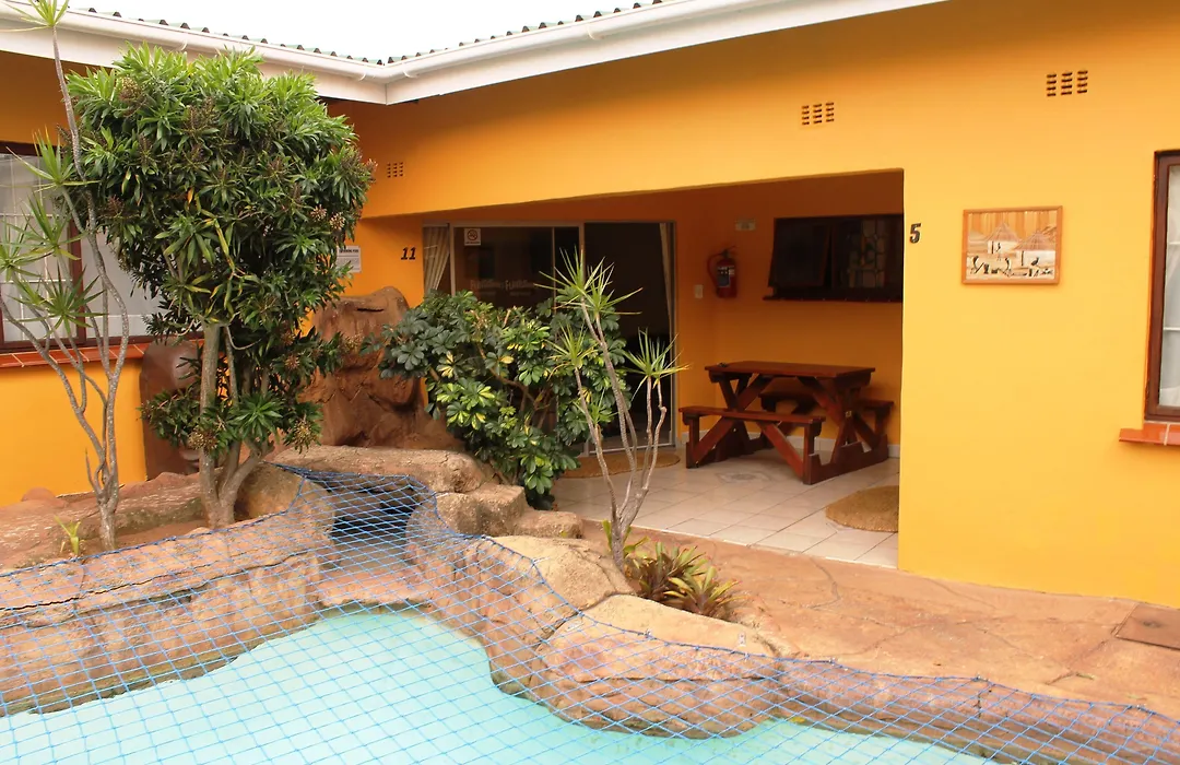 Flintstones Guest House Durban-1