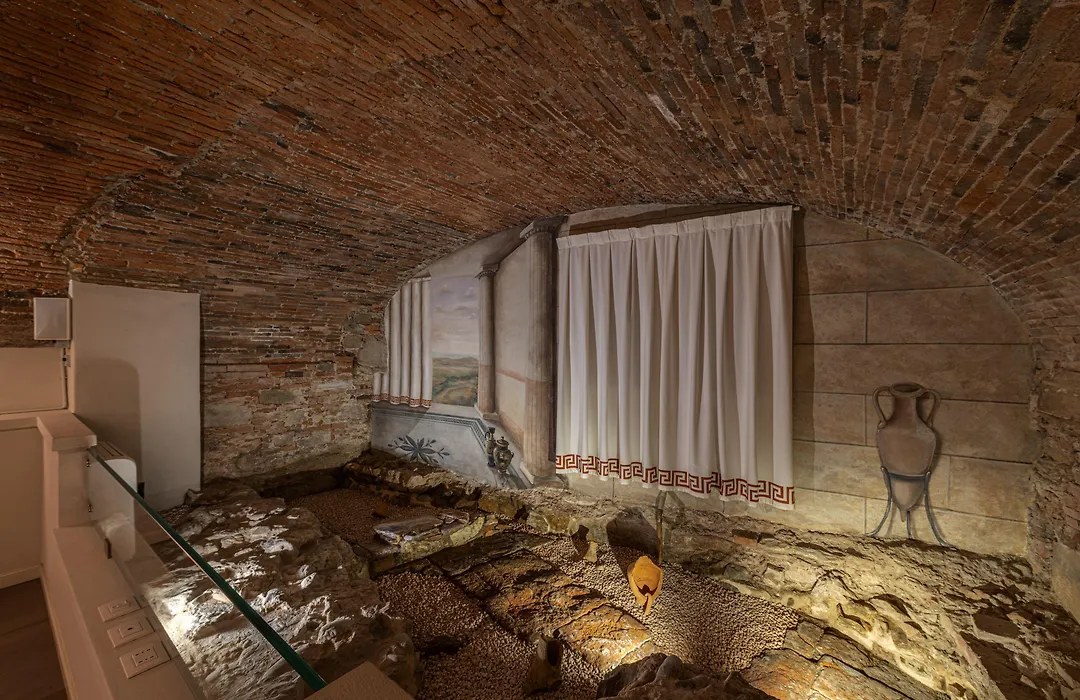 Palazzo Dipinto-1