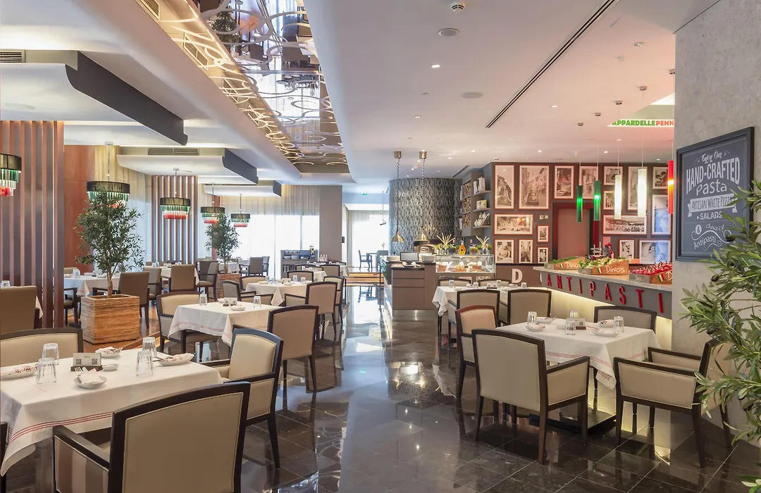Pearl Rotana Capital Centre-1