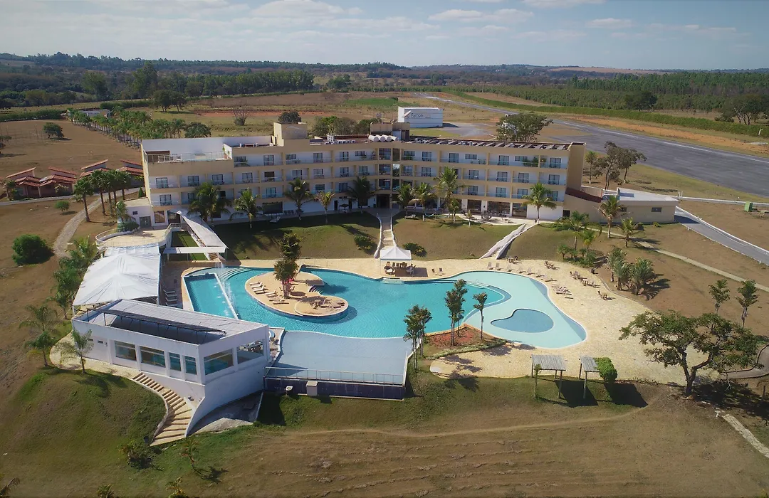 Ramada By Wyndham Furnaspark-1