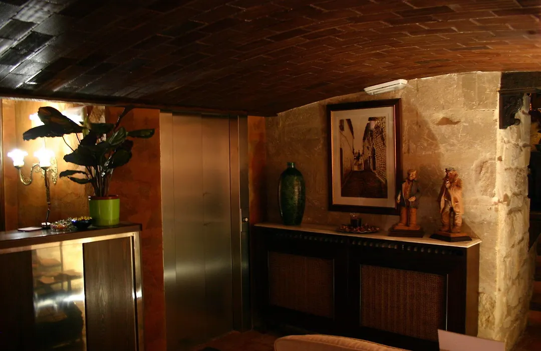Hotel Afan De Rivera-1