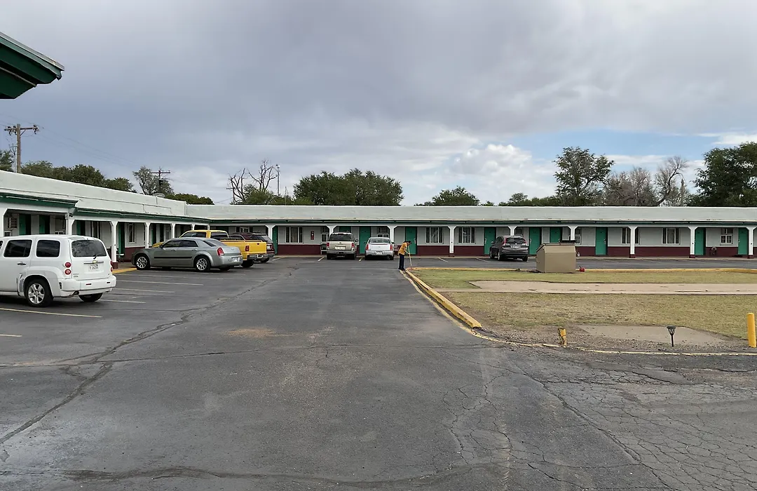 Kansan Motel-1