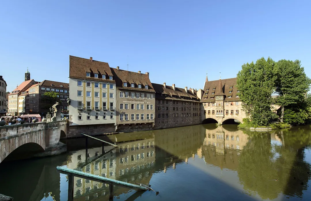Burghotel Stammhaus-1