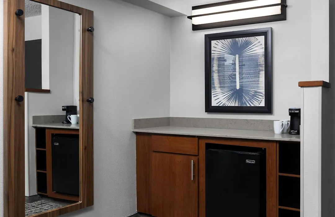 Hyatt Place Detroit/Utica-1