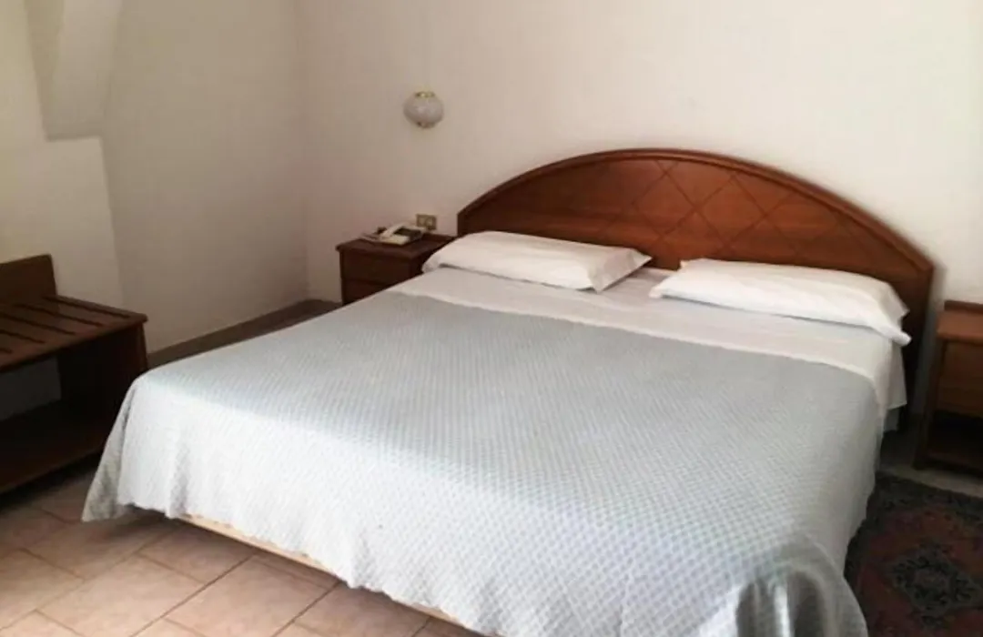 Hotel Eden-1