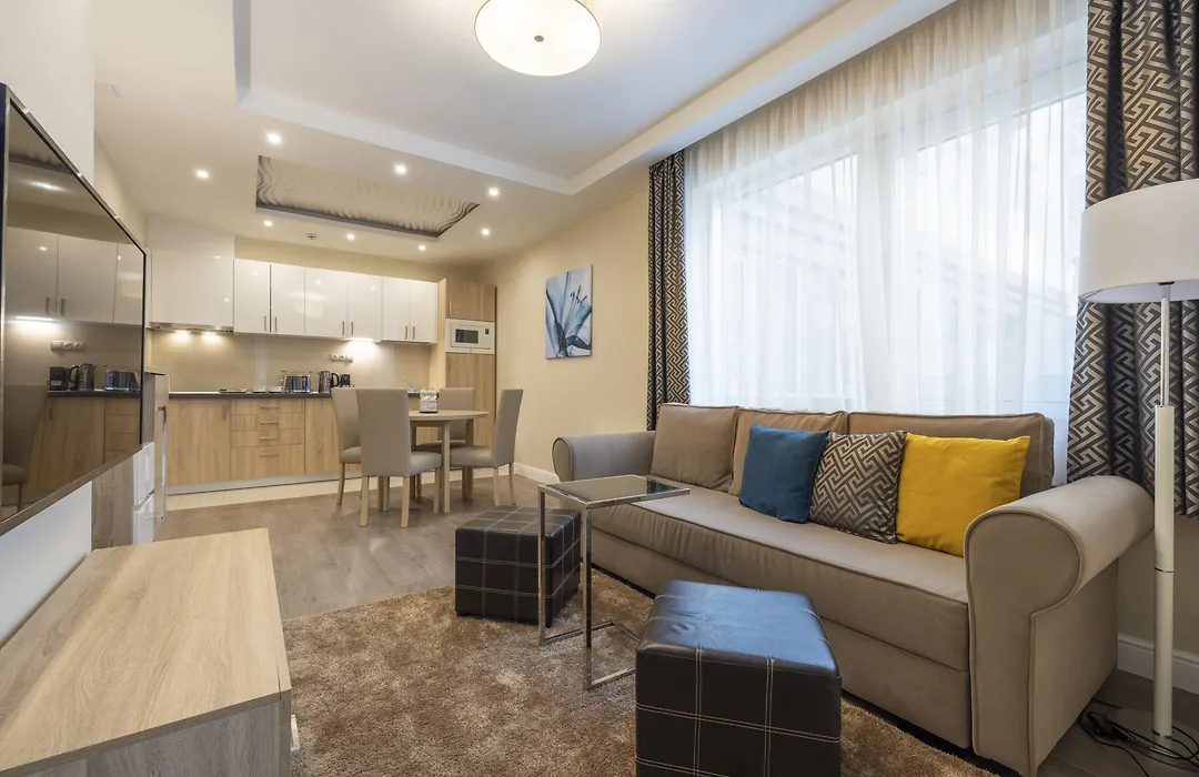 Silver Crown Hotel & Residence, Palace Quarter-1