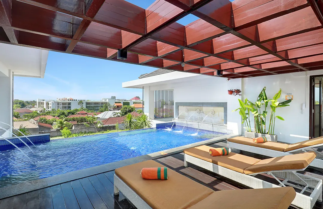 Harris Hotel Seminyak-1